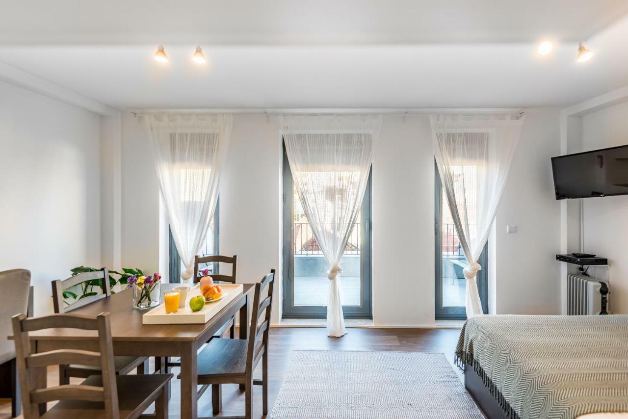 Samasal Trindade Apartments Porto Bagian luar foto