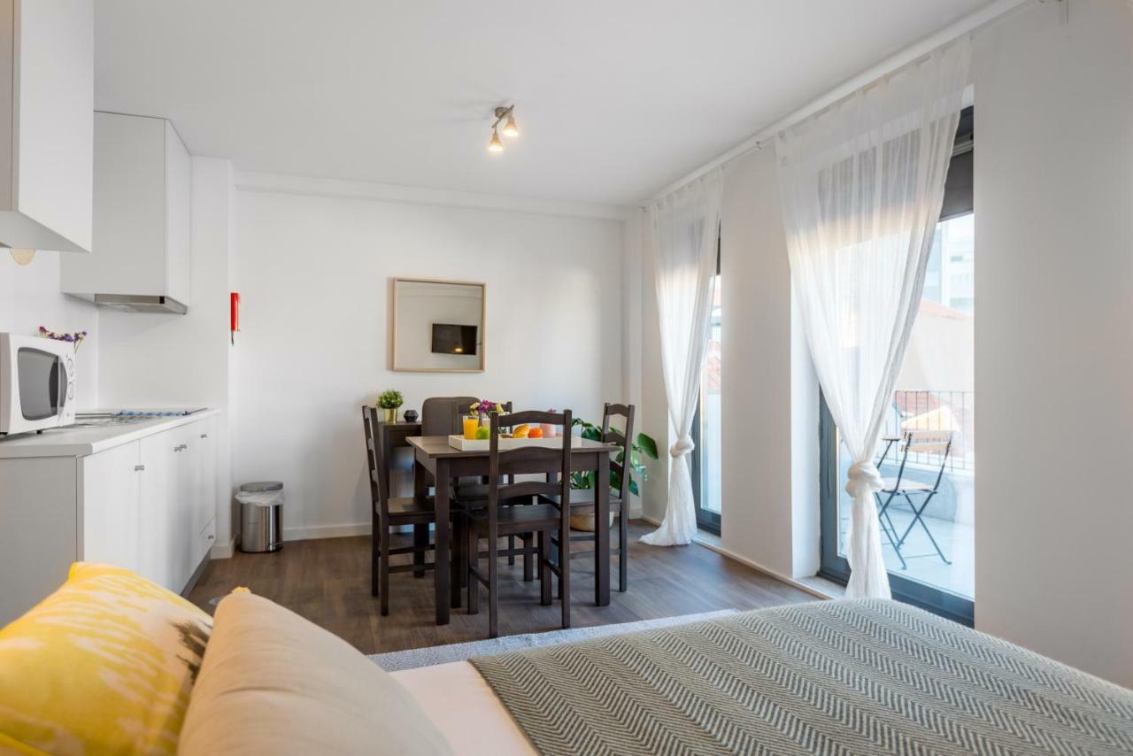 Samasal Trindade Apartments Porto Bagian luar foto
